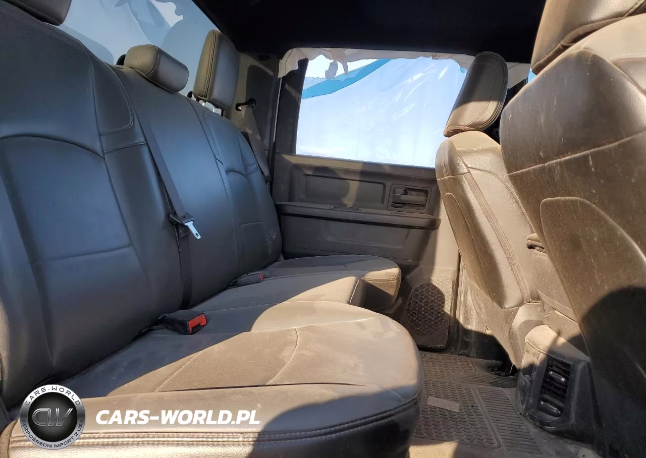 2022 Ram 3500 Tradesman VIN:3C63R3GJ7NG385120 - 10
