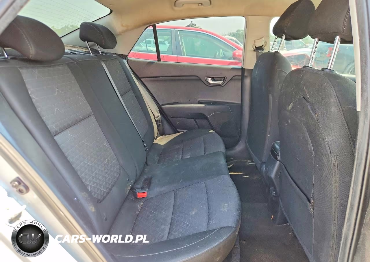 2019 Kia Rio S VIN:3KPA24ABXKE170320 - 10