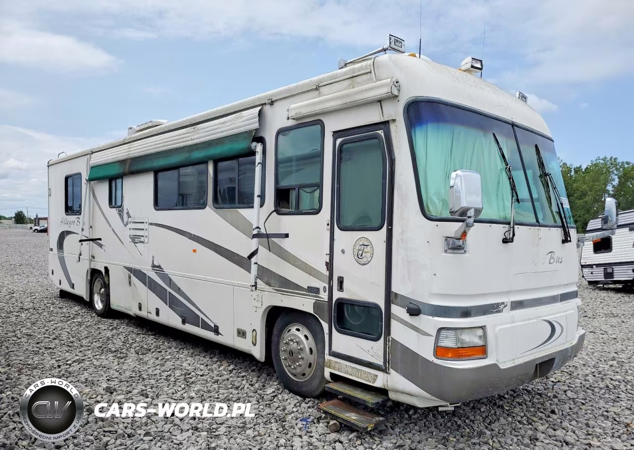 2002 Freightliner Chassis X Line Motor Home