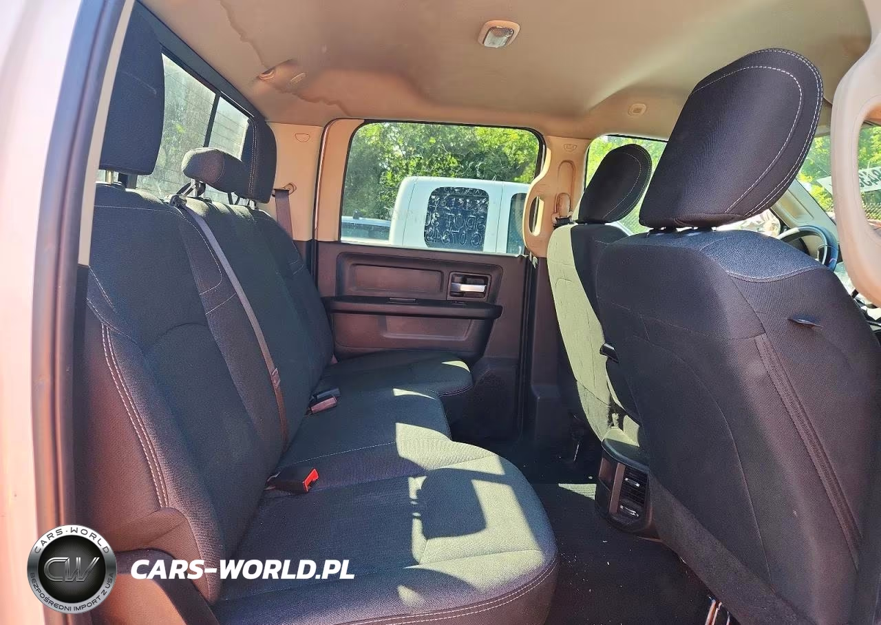 2019 Ram 3500 Tradesman VIN:3C63RRGL3KG700513 - 11
