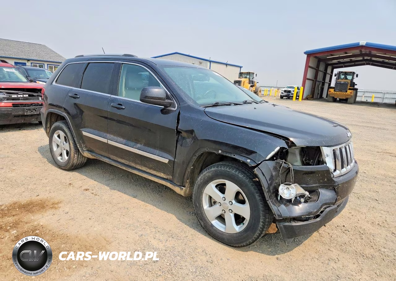 2013 Jeep Grand Cherokee Laredo VIN:1C4RJFAG7DC631142 - 4