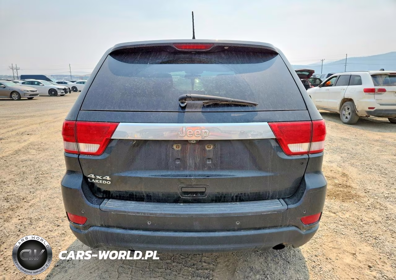 2013 Jeep Grand Cherokee Laredo VIN:1C4RJFAG7DC631142 - 6
