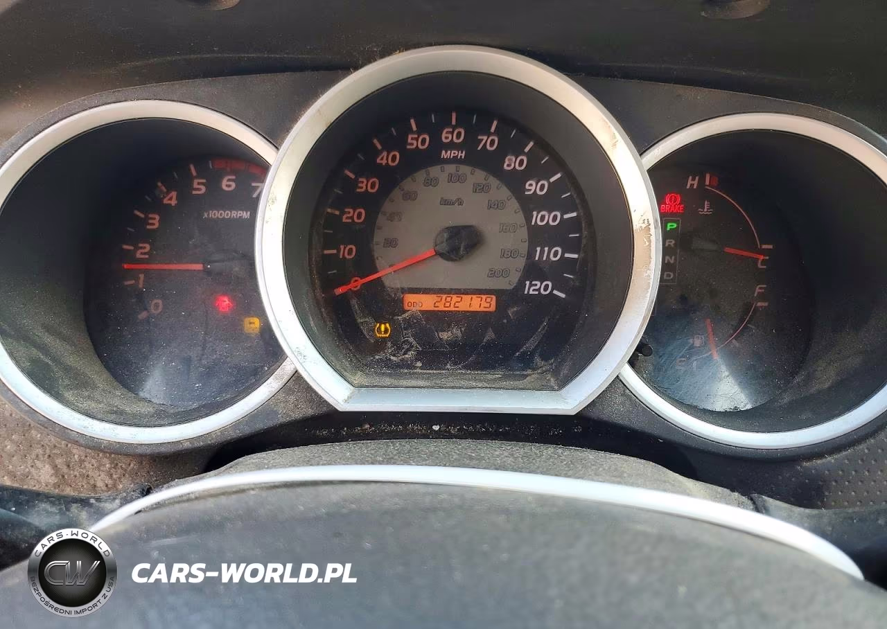 2010 Toyota Tacoma Base VIN:5TENX4CN2AZ679609 - 9