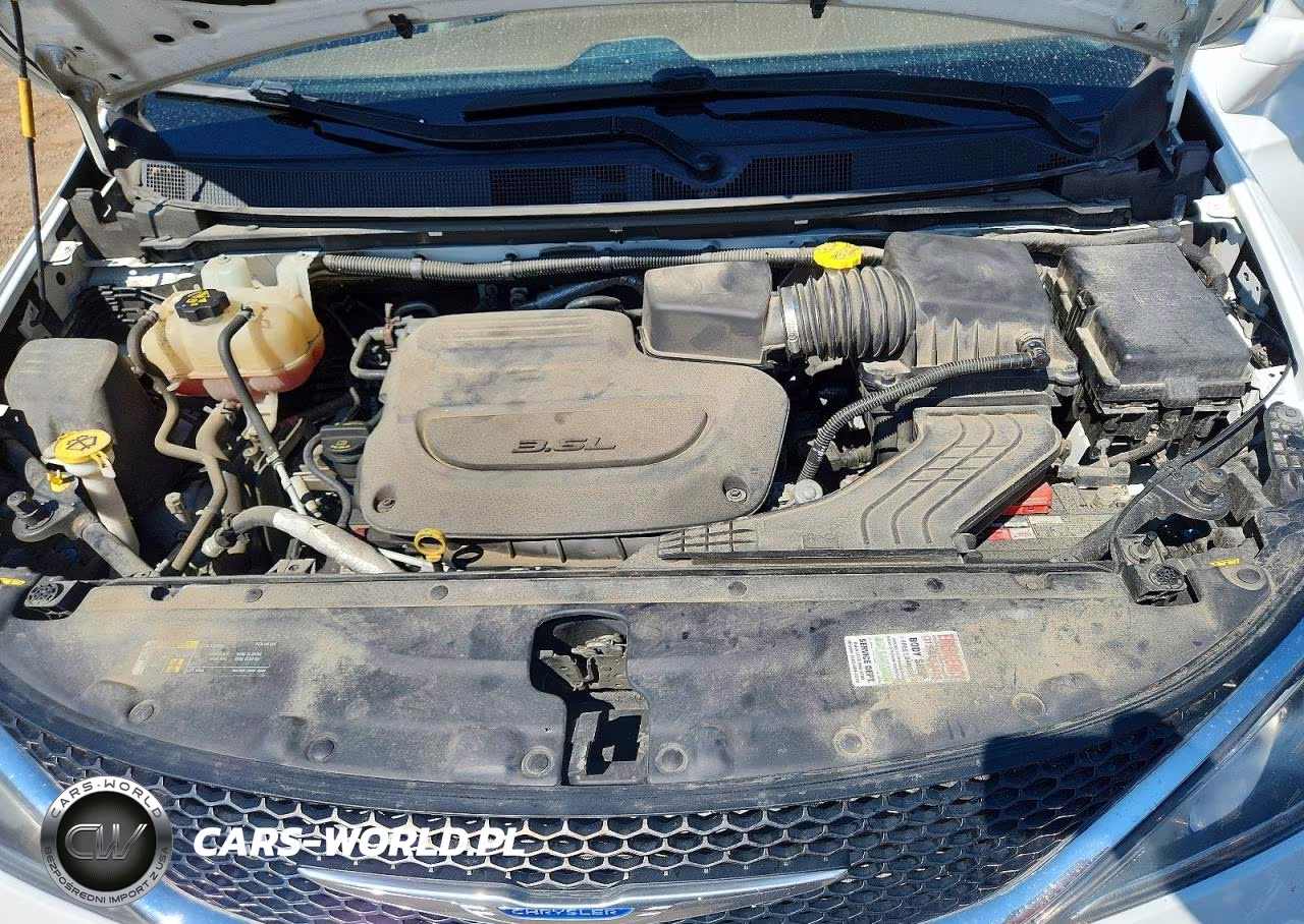 2019 Chrysler Pacifica Limited VIN:2C4RC1GG7KR644045 - 12