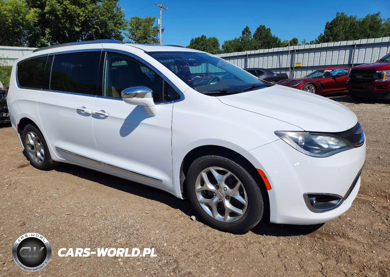 2019 Chrysler Pacifica Limited VIN:2C4RC1GG7KR644045 - 4