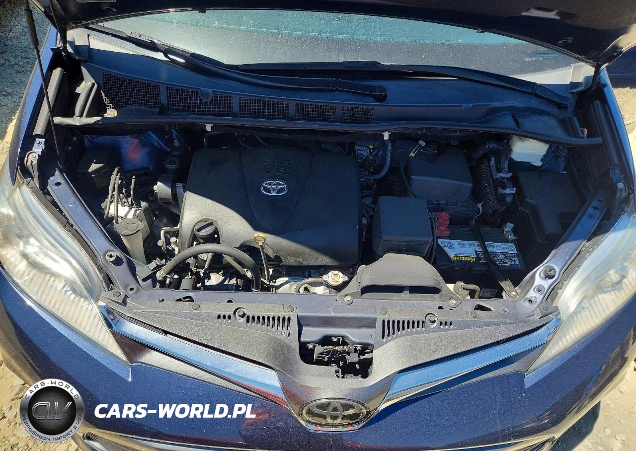 2018 Toyota Sienna Xle 8 Passenger VIN:5TDYZ3DC8JS928331 - 12