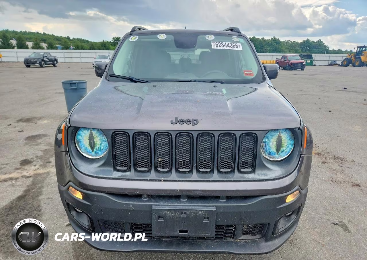 2017 Jeep Renegade Latitude VIN:ZACCJBBHXHPE66937 - 5