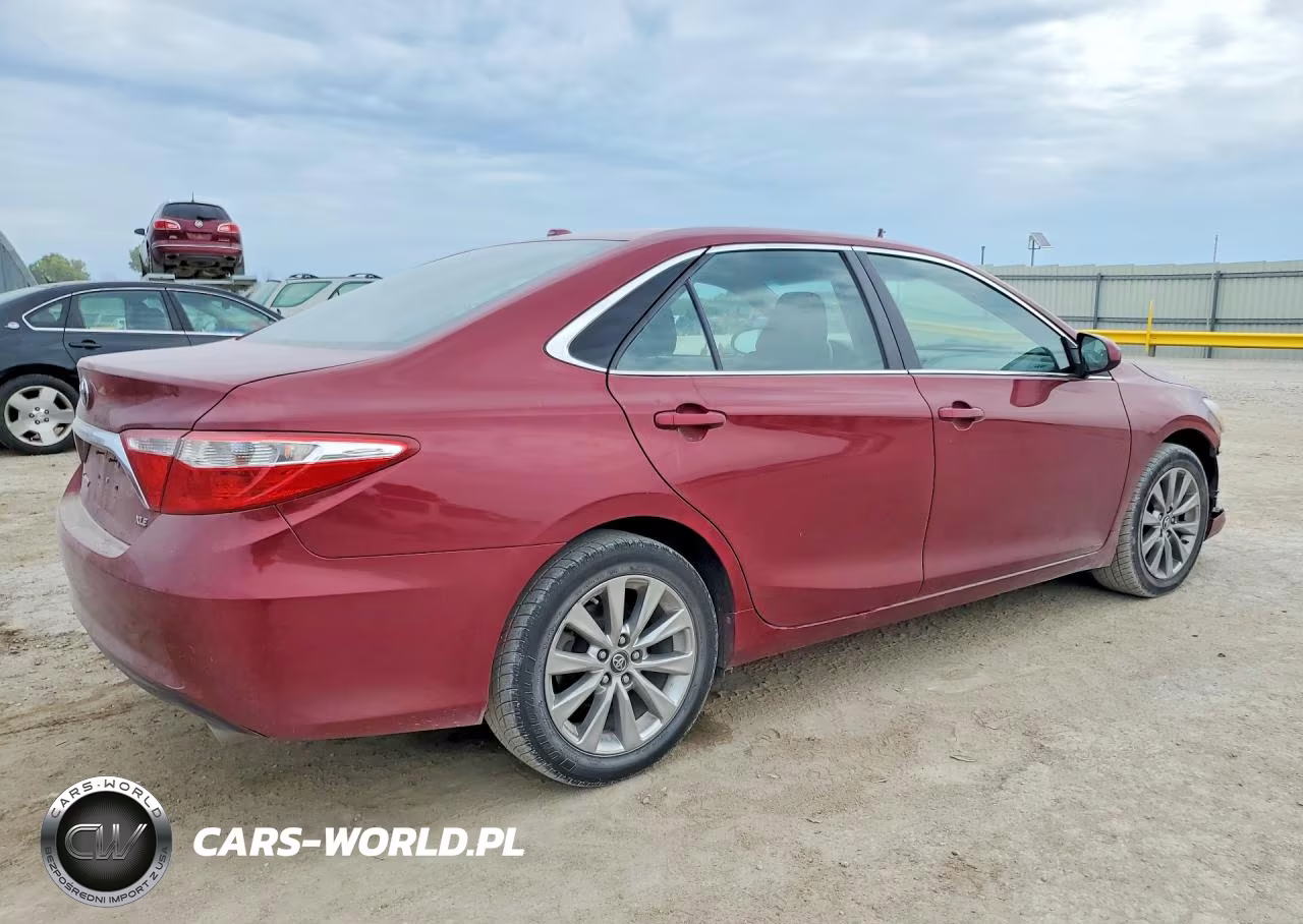 2017 Toyota Camry Xle VIN:4T1BF1FK3HU766682 - 3