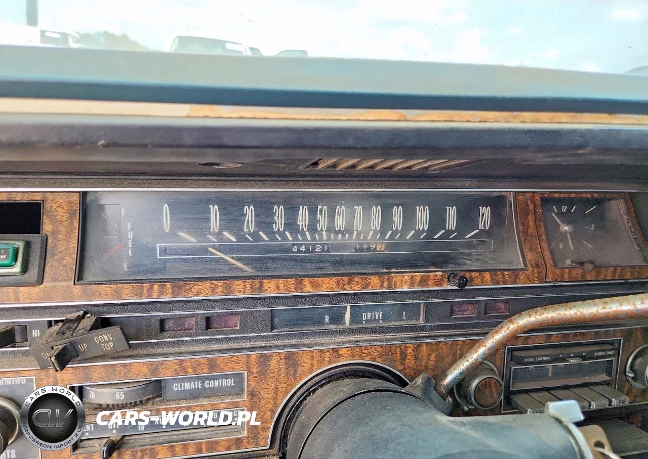 1970 Cadillac Deville VIN:F0337630 - 9