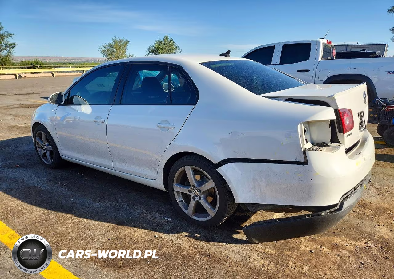 2010 Volkswagen Jetta Wolfsburg VIN:3VWRJ7AJ1AM015199 - 2