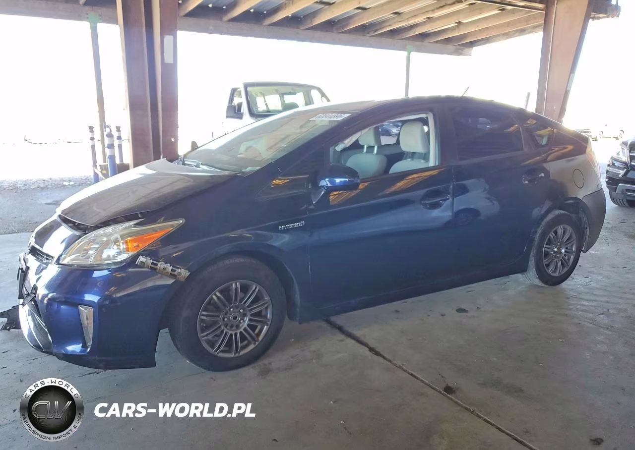 2015 Toyota Prius Three – zdjęcie 1 z 12