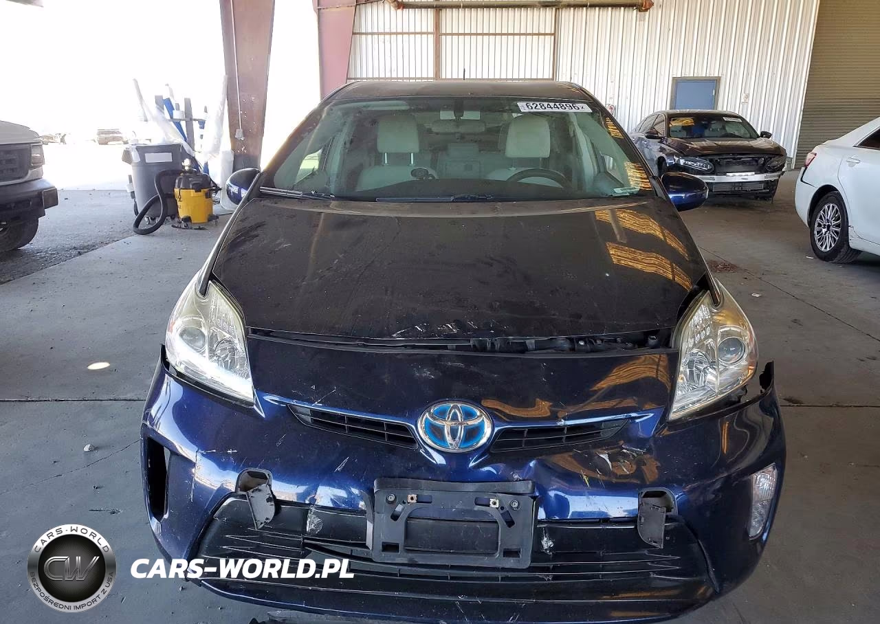2015 Toyota Prius Three VIN:JTDKN3DUXF0429311 - 5