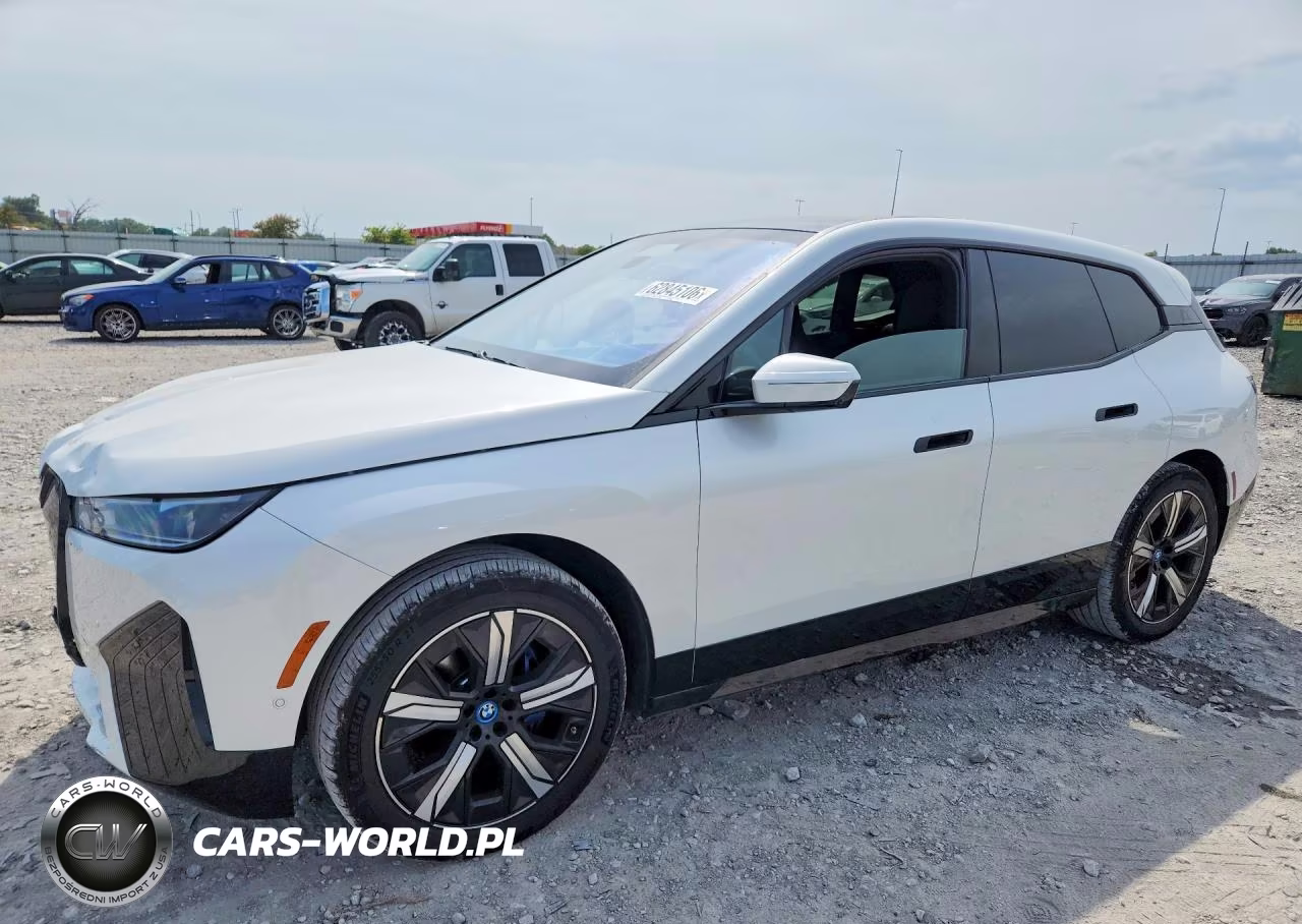 2025 BMW Ix xDrive50
