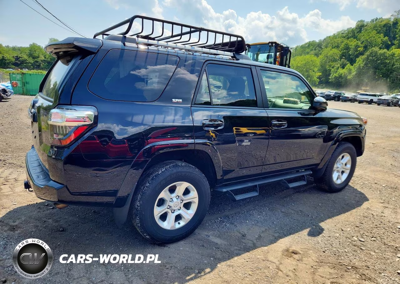 2024 Toyota 4Runner Sr5 VIN:JTEMU5JRXR6300389 - 3