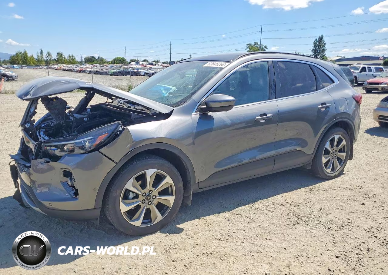 2023 Ford Escape Platinum – zdjęcie 1 z 13