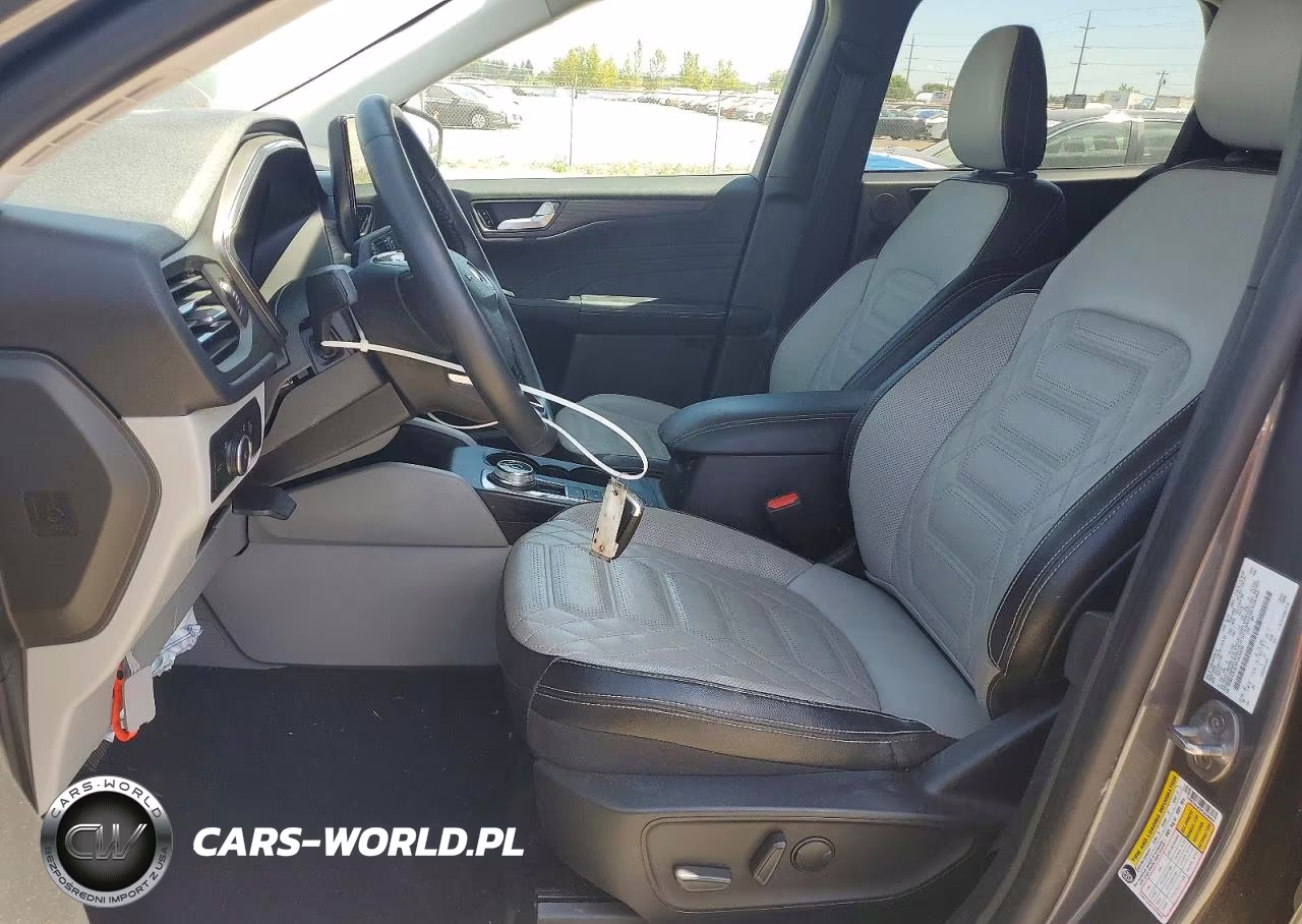 2023 Ford Escape Platinum VIN:1FMCU9JA3PUA36650 - 7