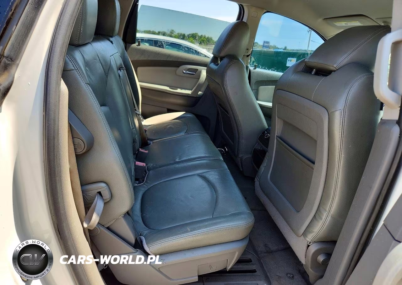 2011 Chevrolet Traverse Lt VIN:1GNKRGED3BJ281038 - 11