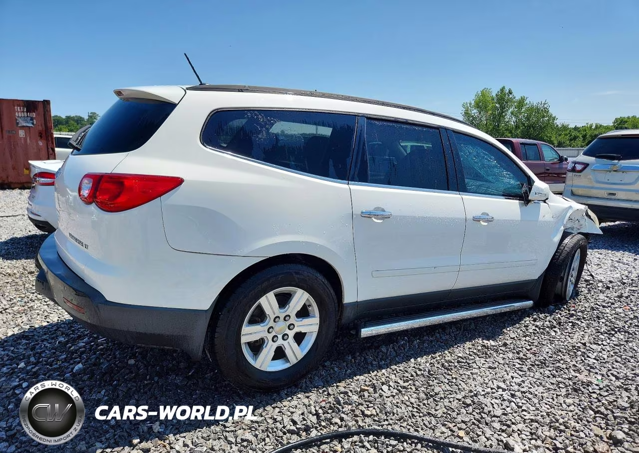 2011 Chevrolet Traverse Lt VIN:1GNKRGED3BJ281038 - 3