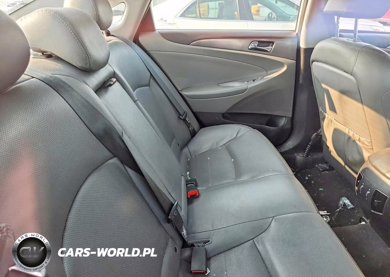 2013 Hyundai Sonata Hybrid VIN:KMHEC4A40DA097542 - 10