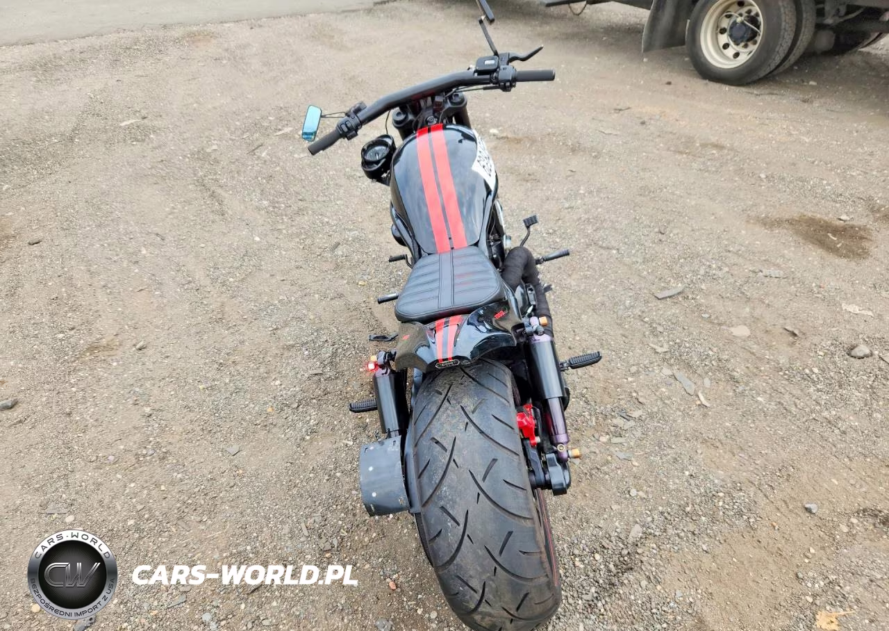 2016 Harley-Davidson Vrscdx Night Rod Special VIN:1HD1HHH13GC805684 - 4
