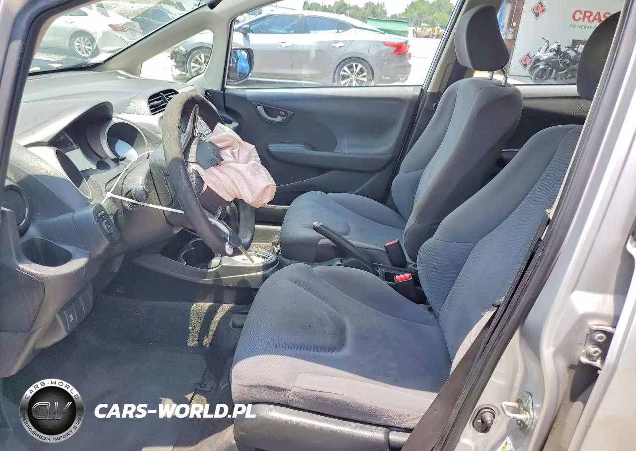 2013 Honda Fit VIN:JHMGE8H35DC080895 - 7