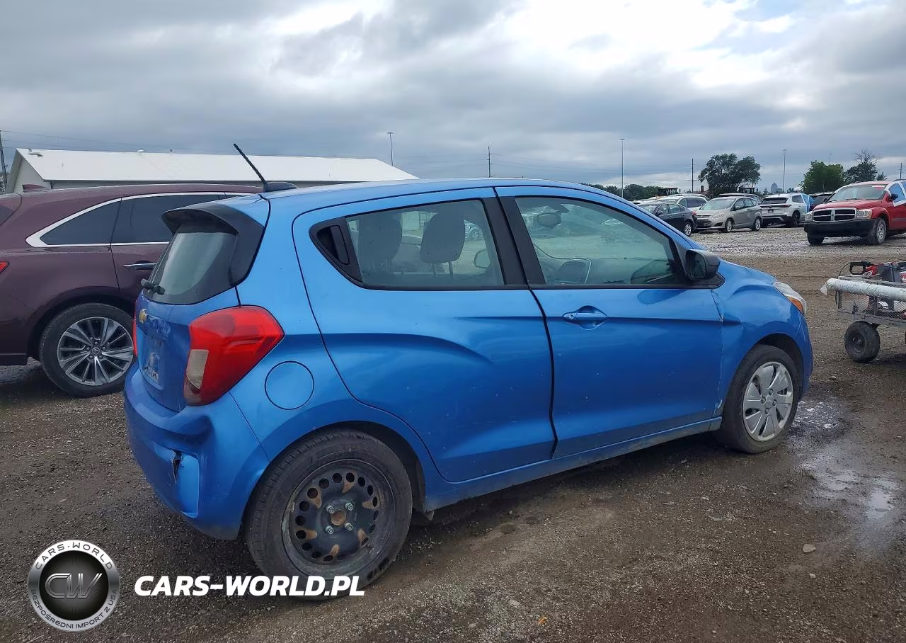 2017 Chevrolet Spark Ls VIN:KL8CB6SA6HC791914 - 3