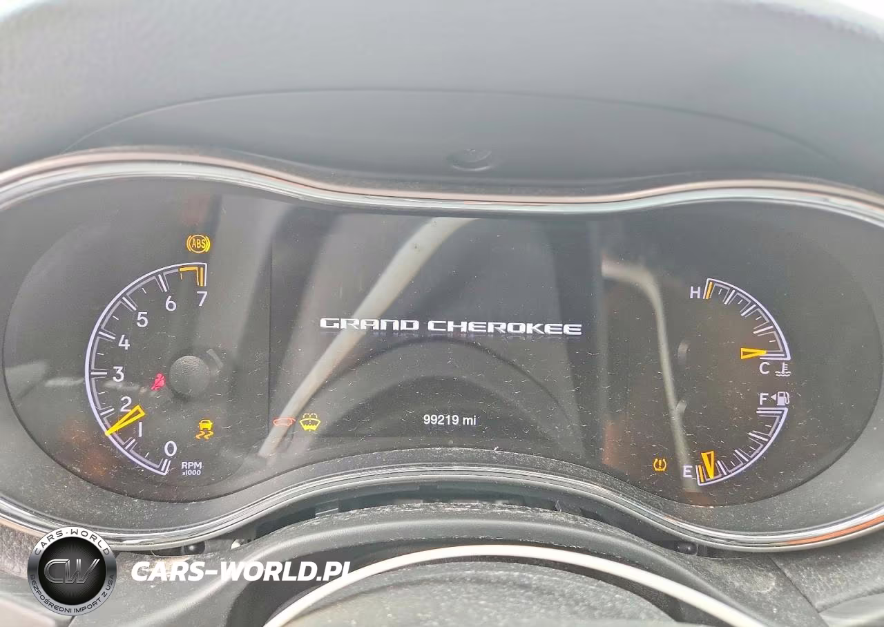 2021 Jeep Grand Cherokee Laredo VIN:1C4RJFAG2MC500555 - 9