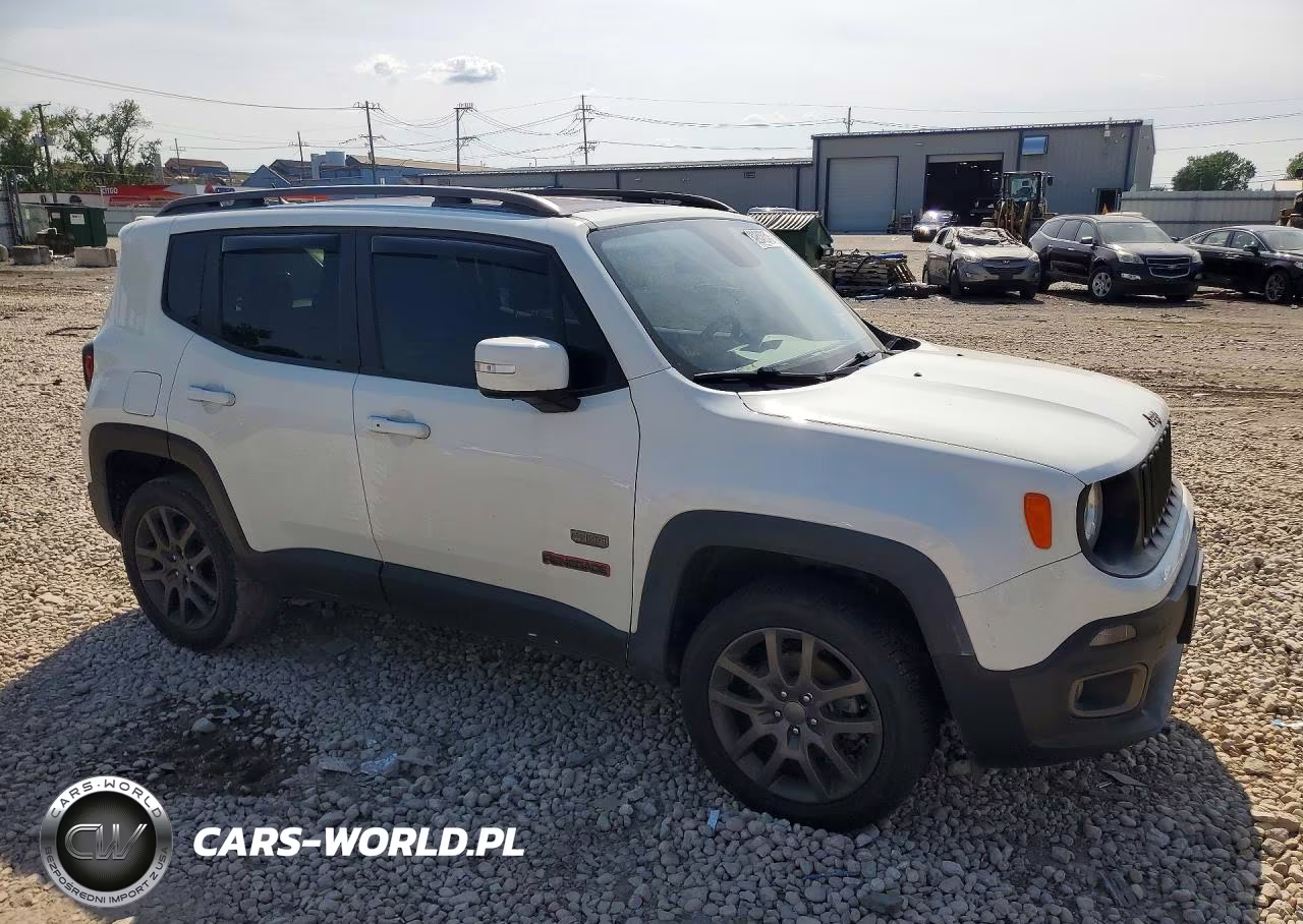 2016 Jeep Renegade Latitude VIN:ZACCJBBT7GPE00929 - 4