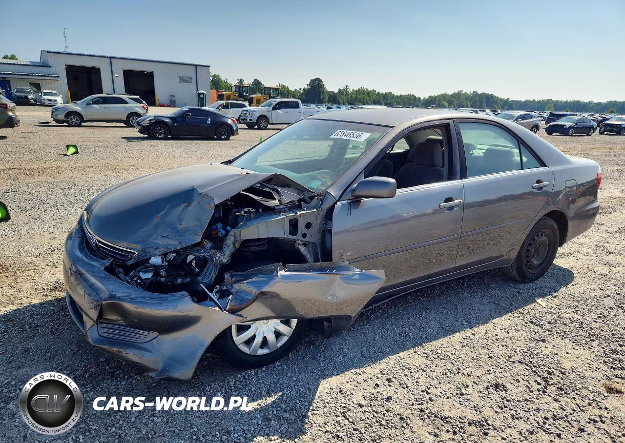 2005 Toyota Camry Le – zdjęcie 1 z 12