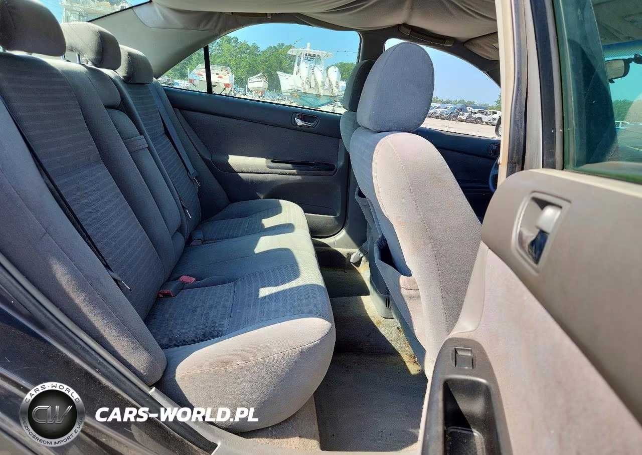 2005 Toyota Camry Le VIN:4T1BE32K45U566278 - 10