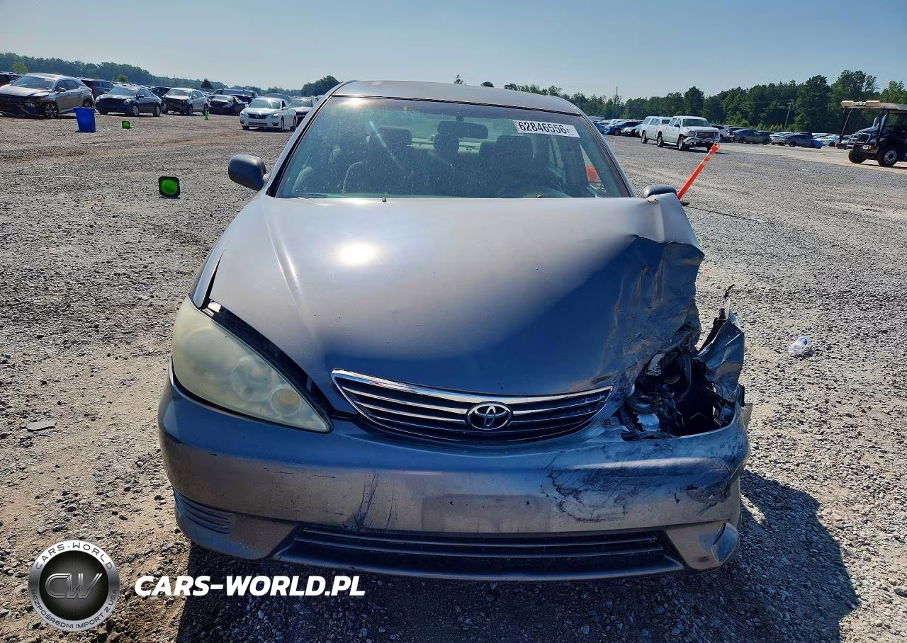2005 Toyota Camry Le VIN:4T1BE32K45U566278 - 5