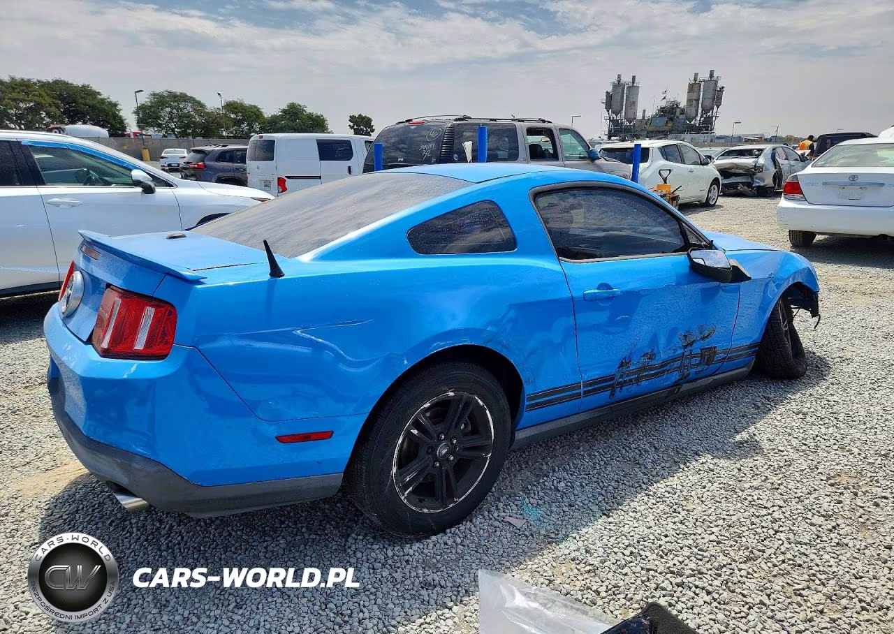 2012 Ford Mustang VIN:1ZVBP8AM6C5232739 - 3