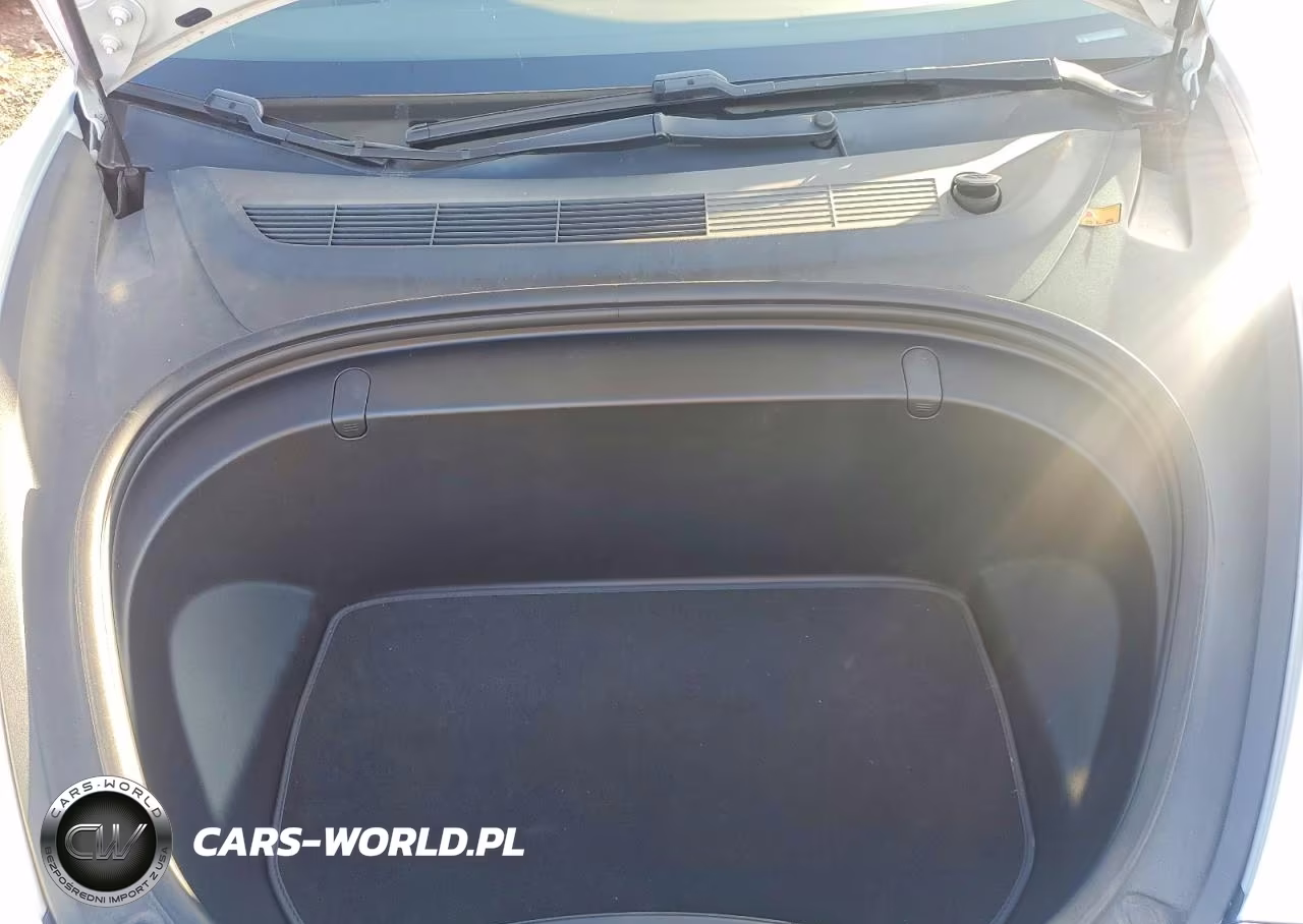 2019 Tesla Model 3 VIN:5YJ3E1EB6KF199574 - 11