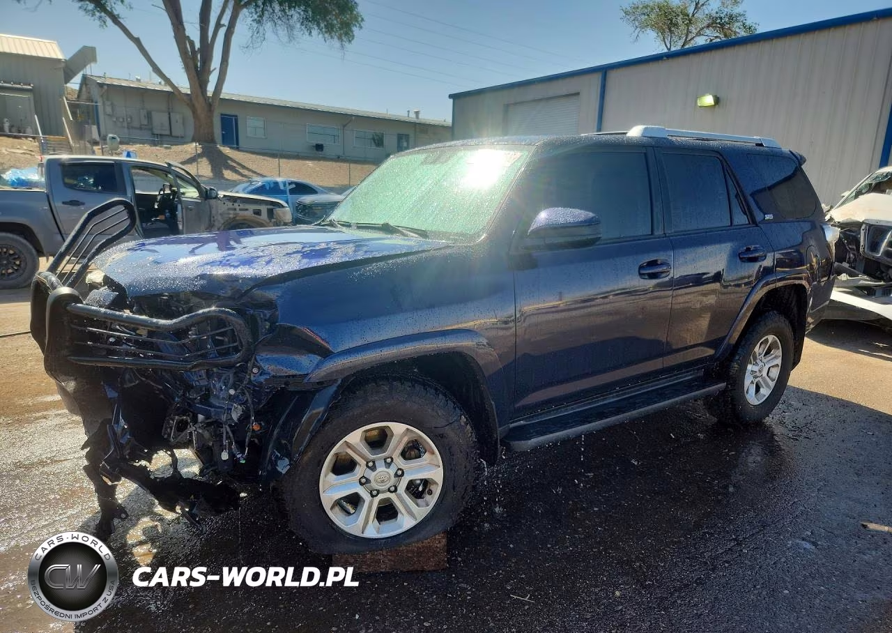 2016 Toyota 4Runner Sr5 – zdjęcie 1 z 13