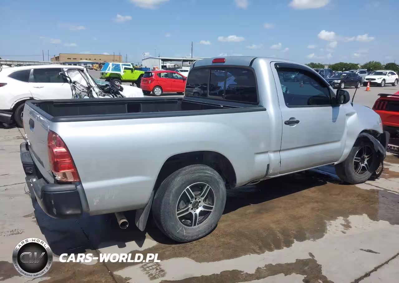 2012 Toyota Tacoma VIN:5TFNX4CN0CX011690 - 3