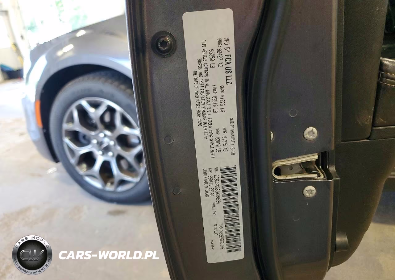 2018 Chrysler 300 S VIN:2C3CCAGG3JH300534 - 12