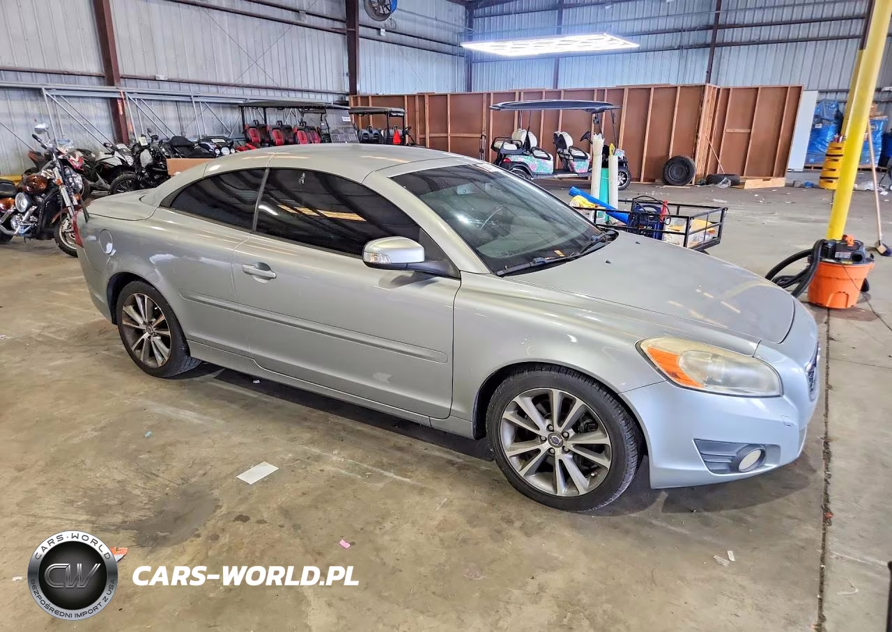 2012 Volvo C70 T5 VIN:YV1672MC1CJ131789 - 4