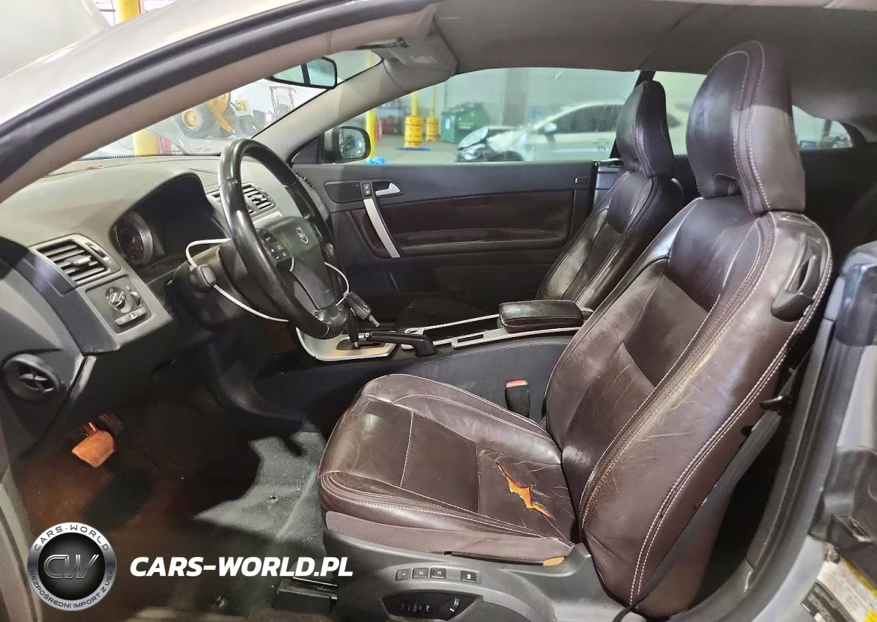 2012 Volvo C70 T5 VIN:YV1672MC1CJ131789 - 7