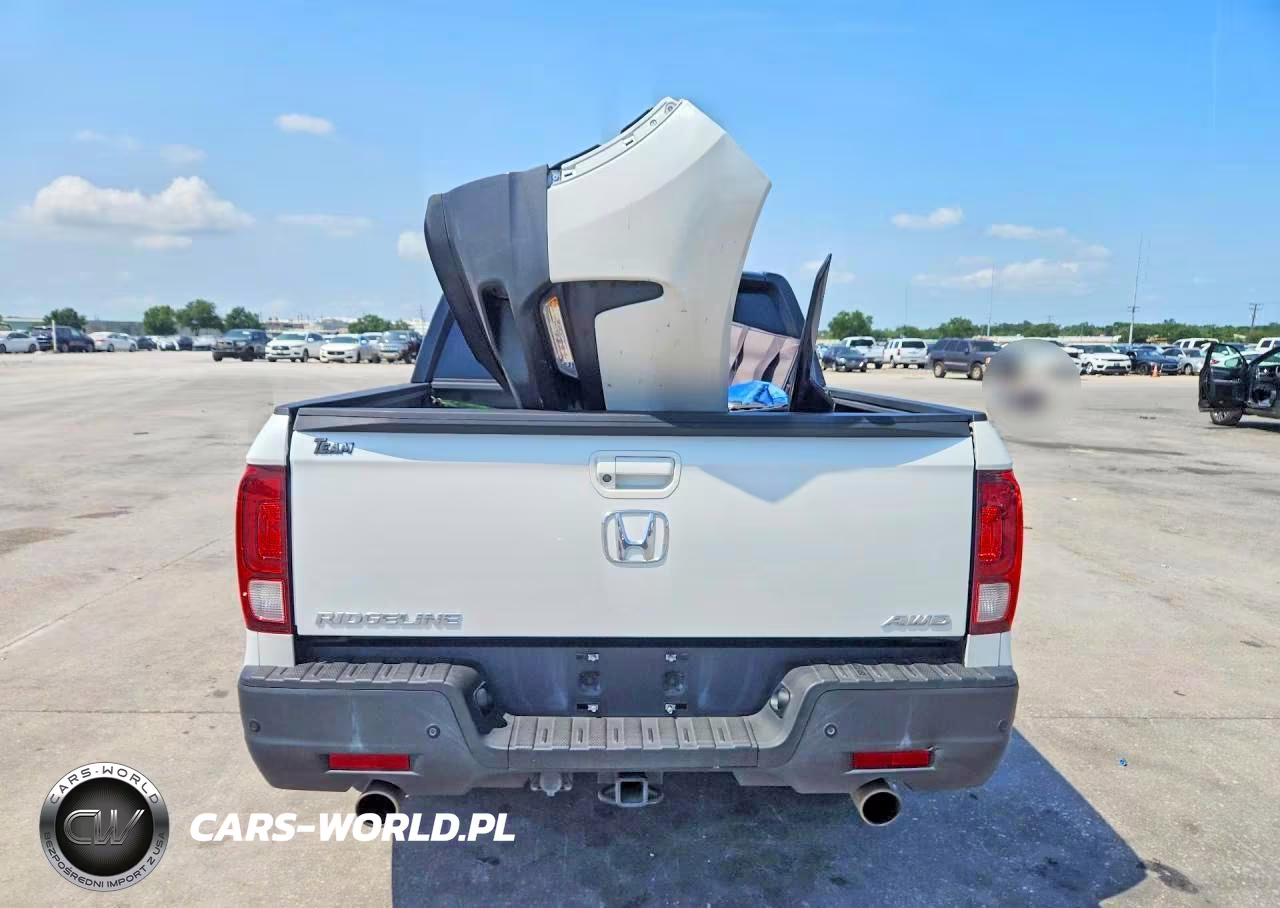 2022 Honda Ridgeline Black Edition VIN:5FPYK3F82NB000819 - 6