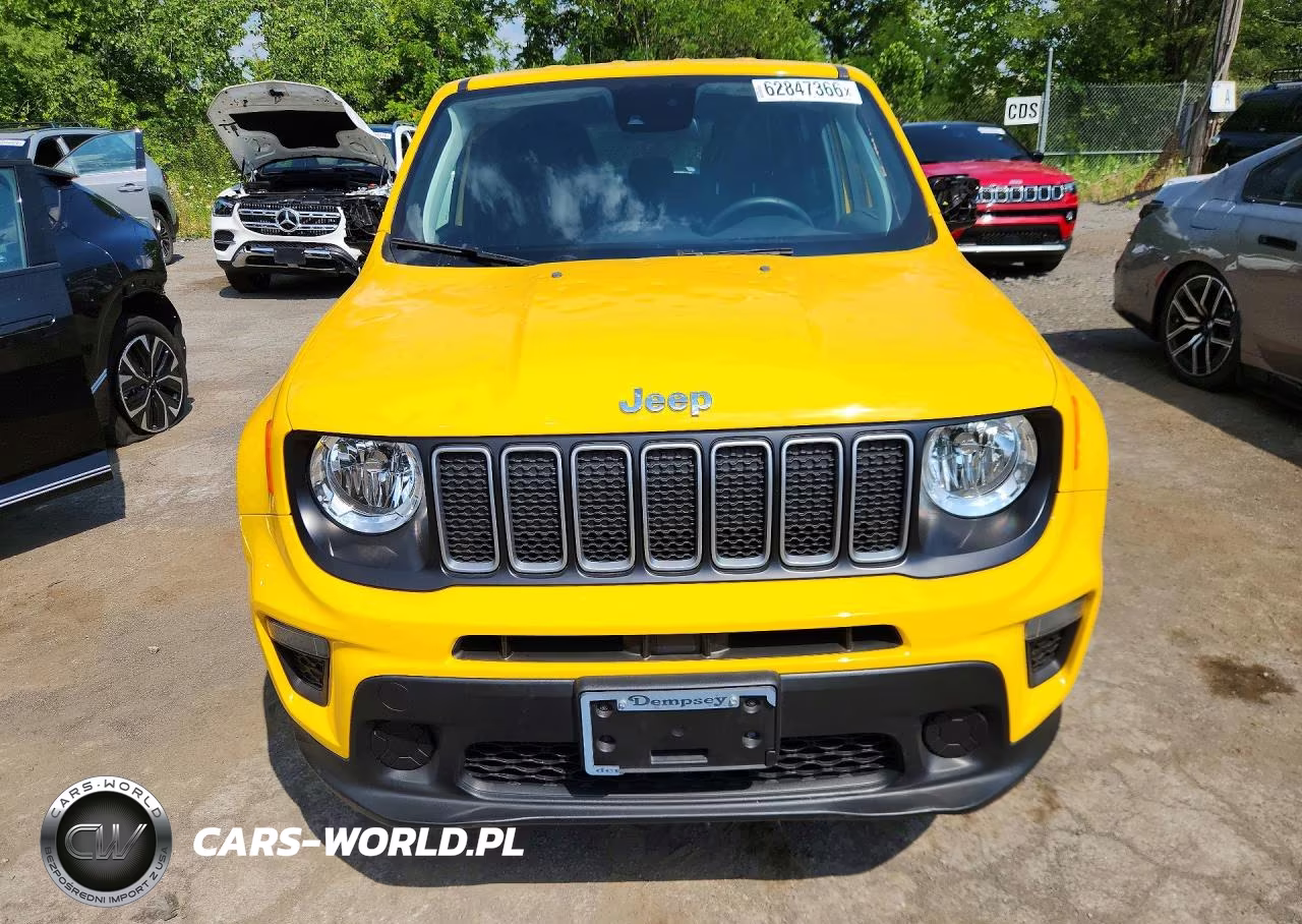 2023 Jeep Renegade Latitude VIN:ZACNJDB10PPP38933 - 5