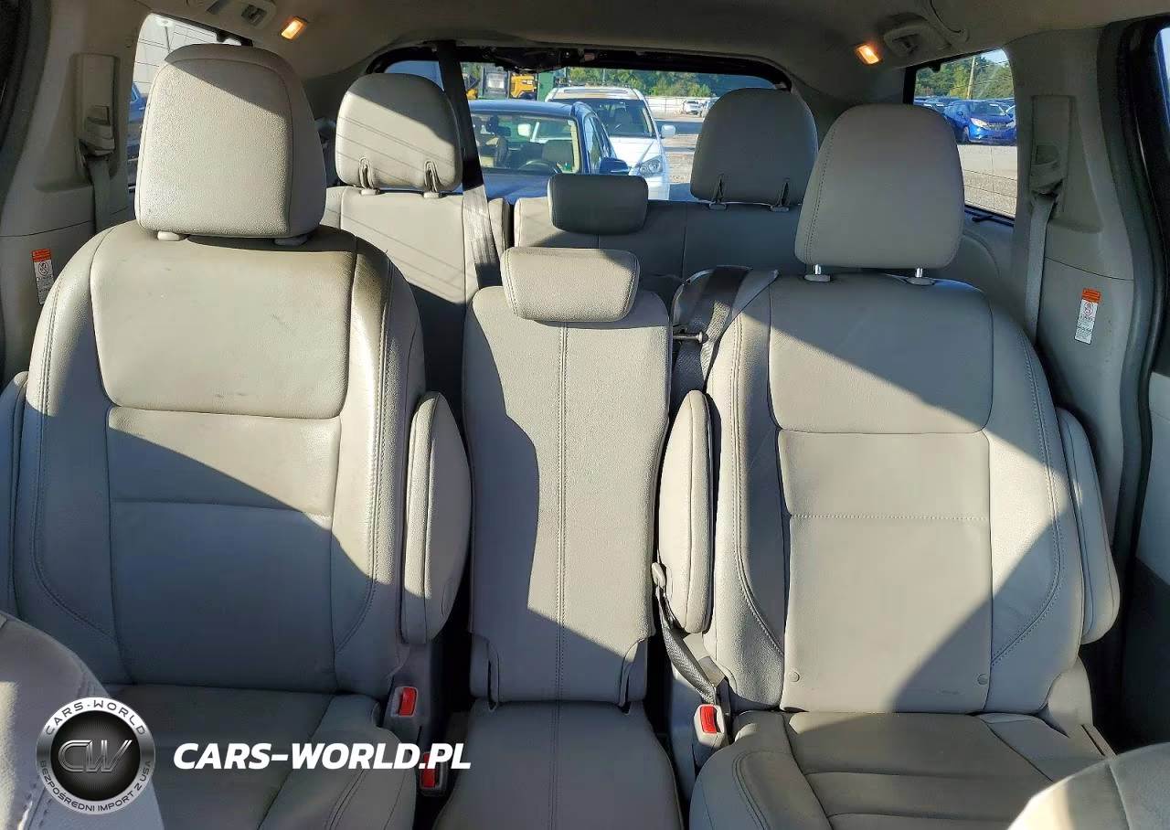 2015 Toyota Sienna Xle 8-Passenger VIN:5TDYK3DC4FS572181 - 10