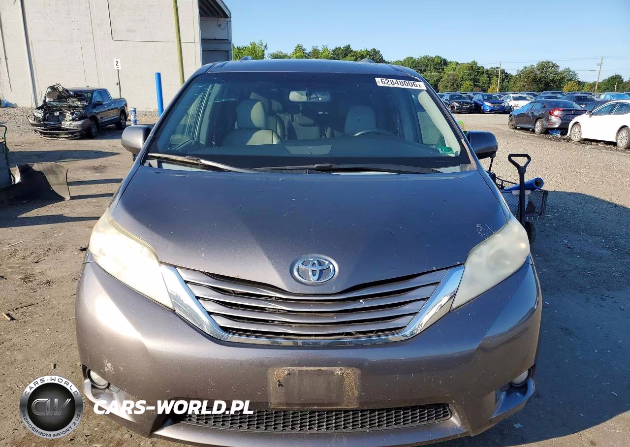 2015 Toyota Sienna Xle 8-Passenger VIN:5TDYK3DC4FS572181 - 5