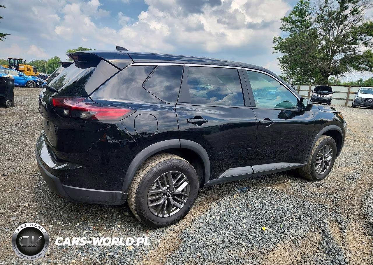 2026 Nissan Rogue Sv VIN:5N1BT3BA3TC723492 - 3