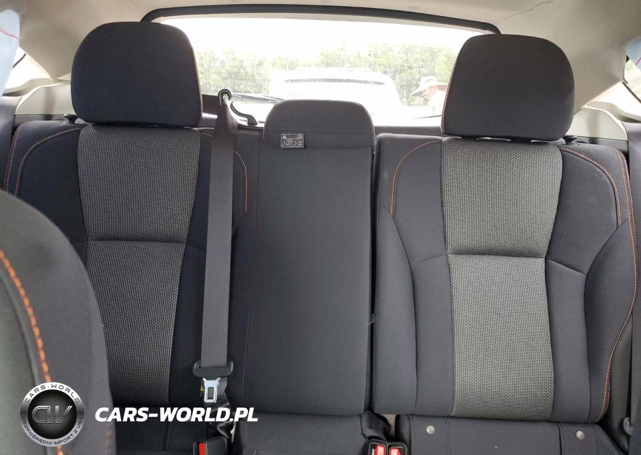 2019 Subaru Crosstrek Premium VIN:JF2GTACC2KH373774 - 10