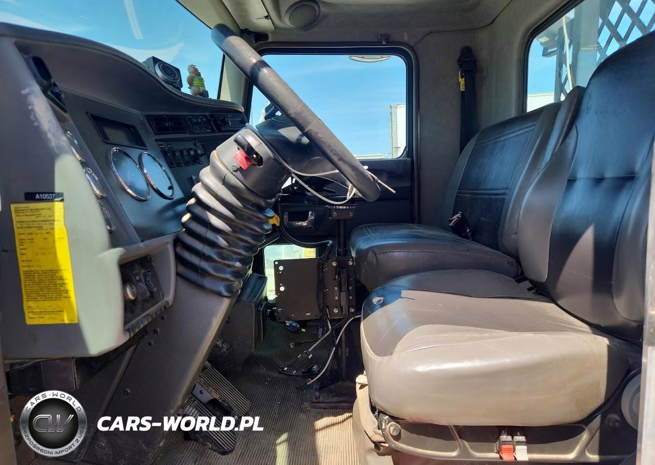 2013 Kenworth Construction T370 VIN:2NKHHM7X9DM348022 - 7