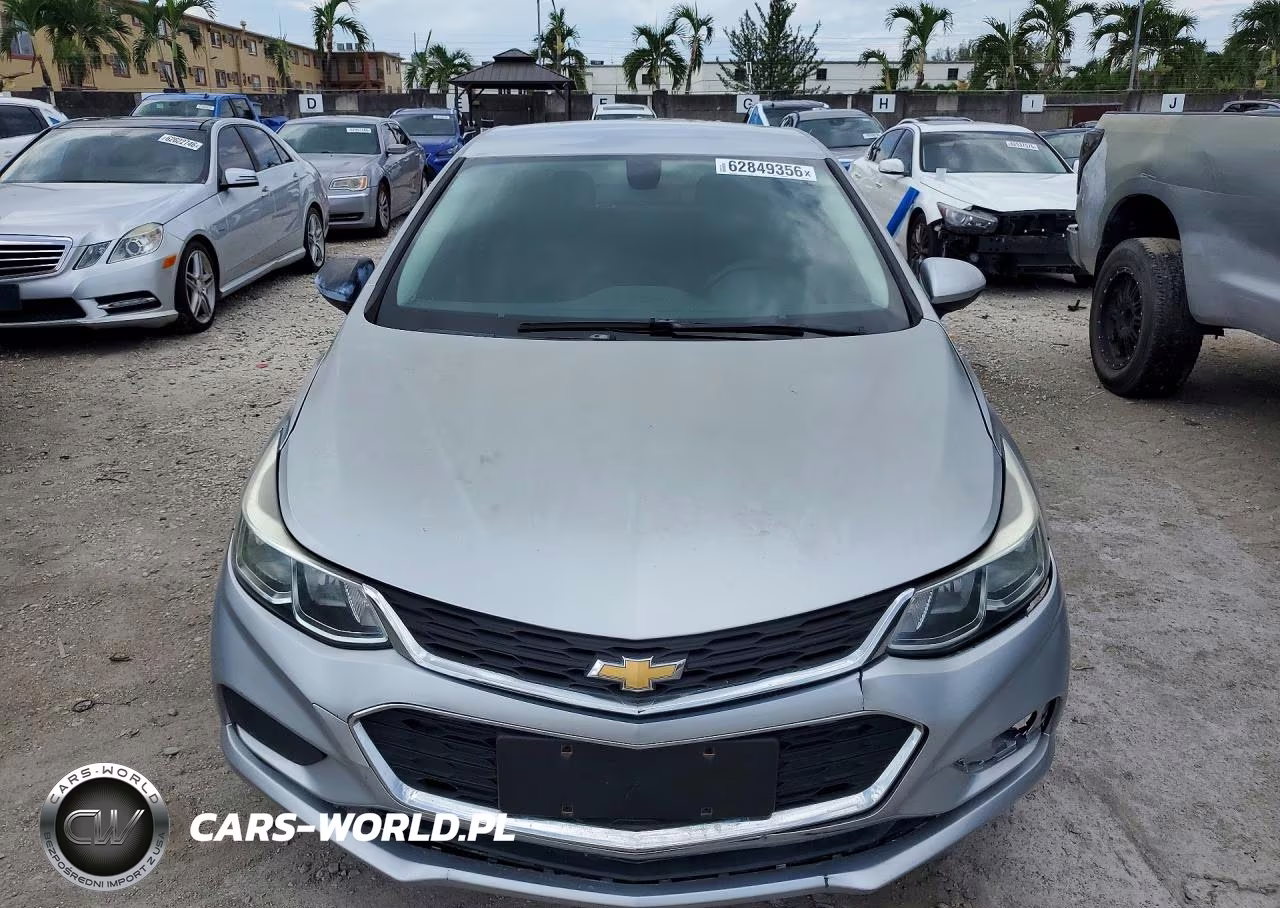 2017 Chevrolet Cruze Ls VIN:1G1BC5SMXH7258227 - 5