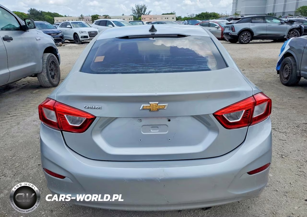 2017 Chevrolet Cruze Ls VIN:1G1BC5SMXH7258227 - 6