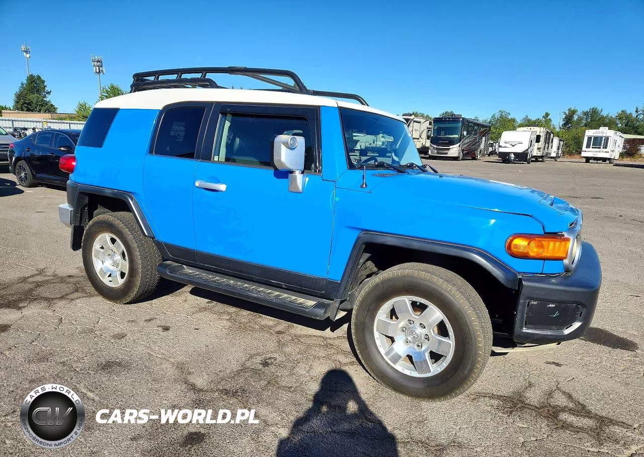 2007 Toyota Fj Cruiser Base VIN:JTEBU11F570017162 - 4
