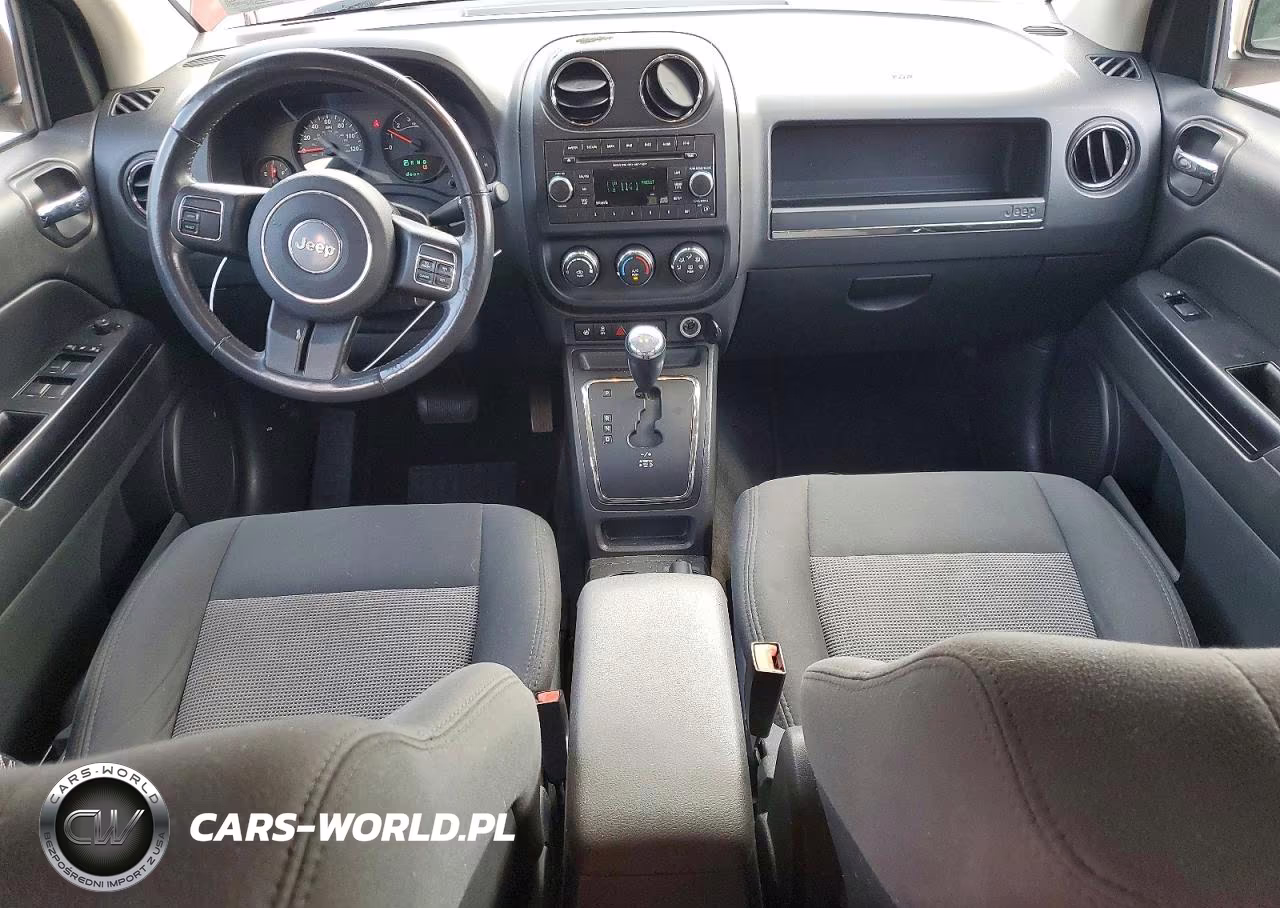 2012 Jeep Compass Latitude VIN:1C4NJDEB9CD675962 - 8