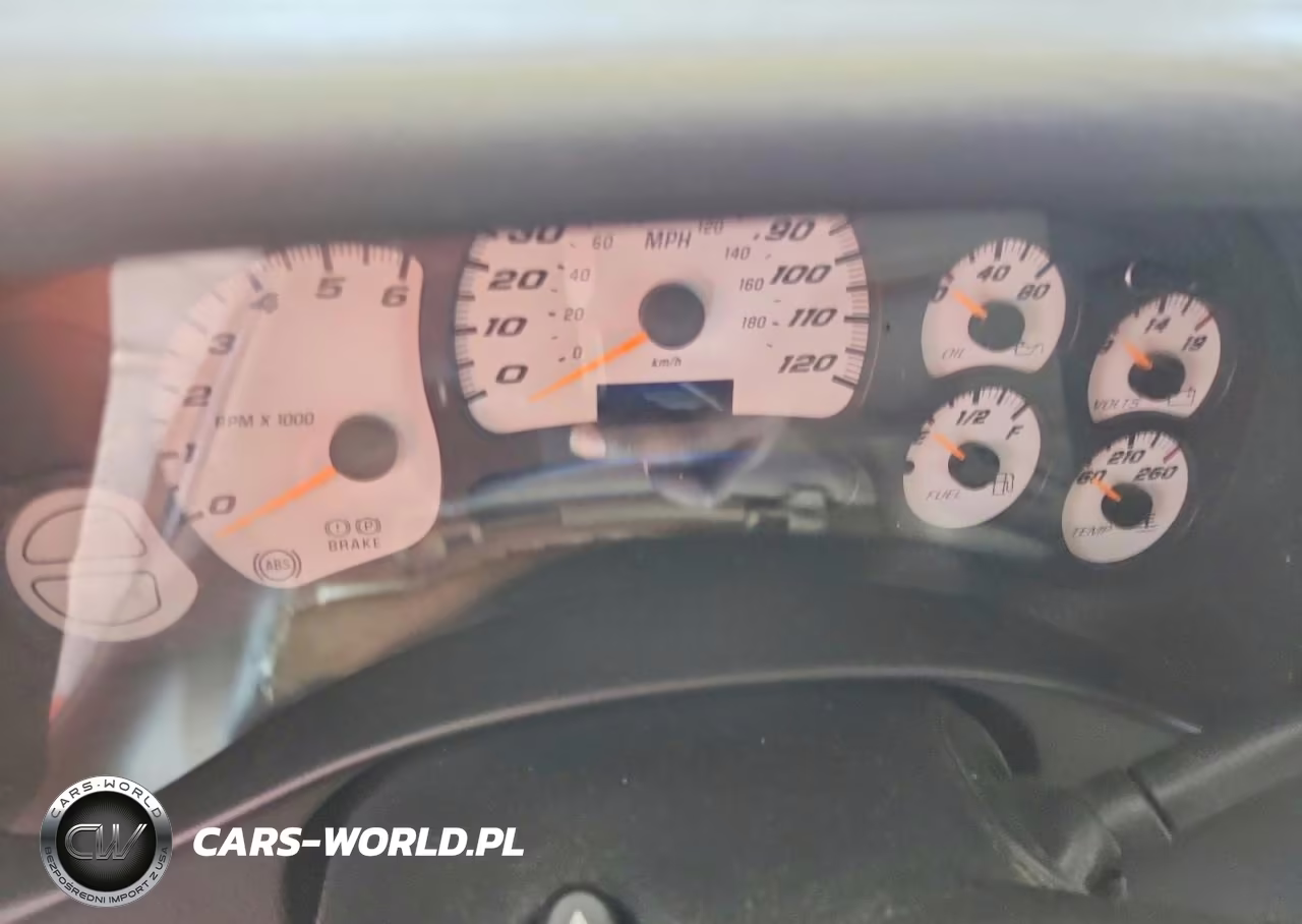 2004 GMC Yukon VIN:1GKEK13T64R164872 - 9
